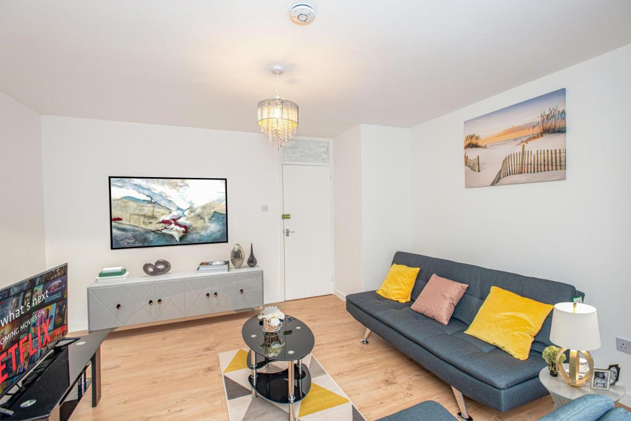 Stunning Four Bedroom House Close To Excel, O2 & Central London With Free Parking エクステリア 写真